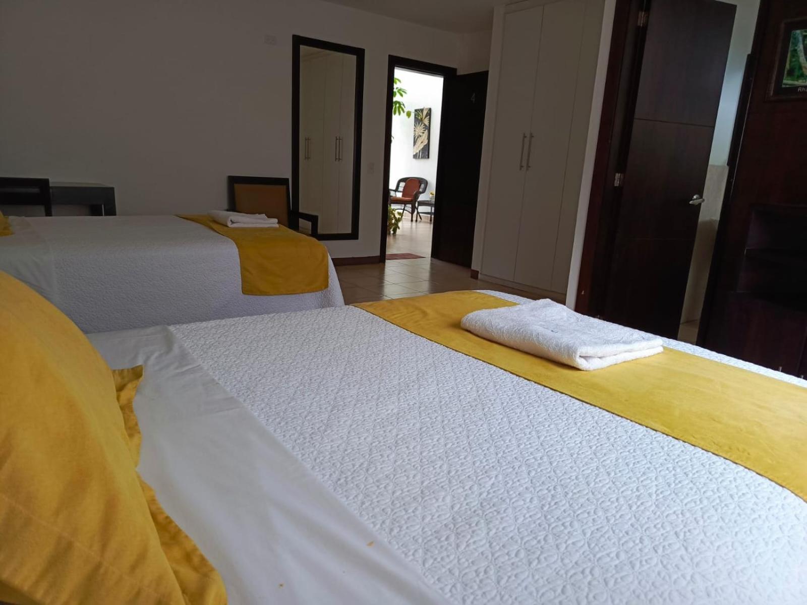 Hotel Yurak Archidona ภายนอก รูปภาพ