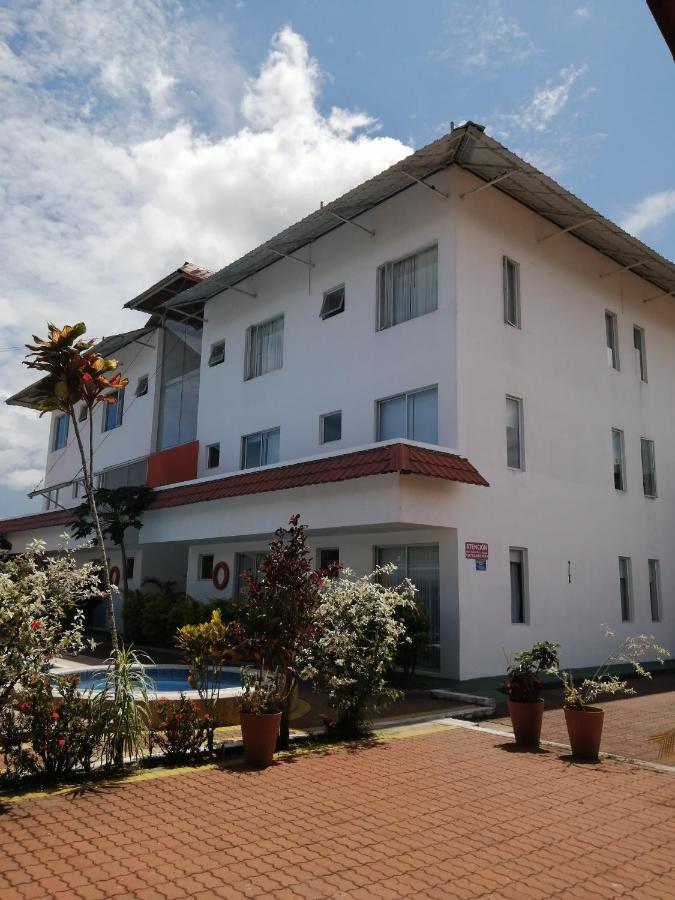 Hotel Yurak Archidona ภายนอก รูปภาพ
