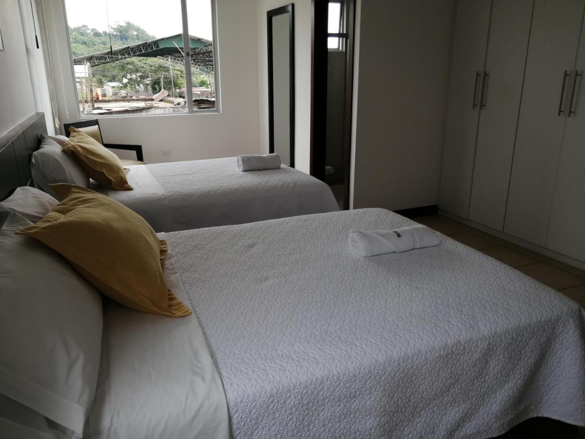 Hotel Yurak Archidona ภายนอก รูปภาพ